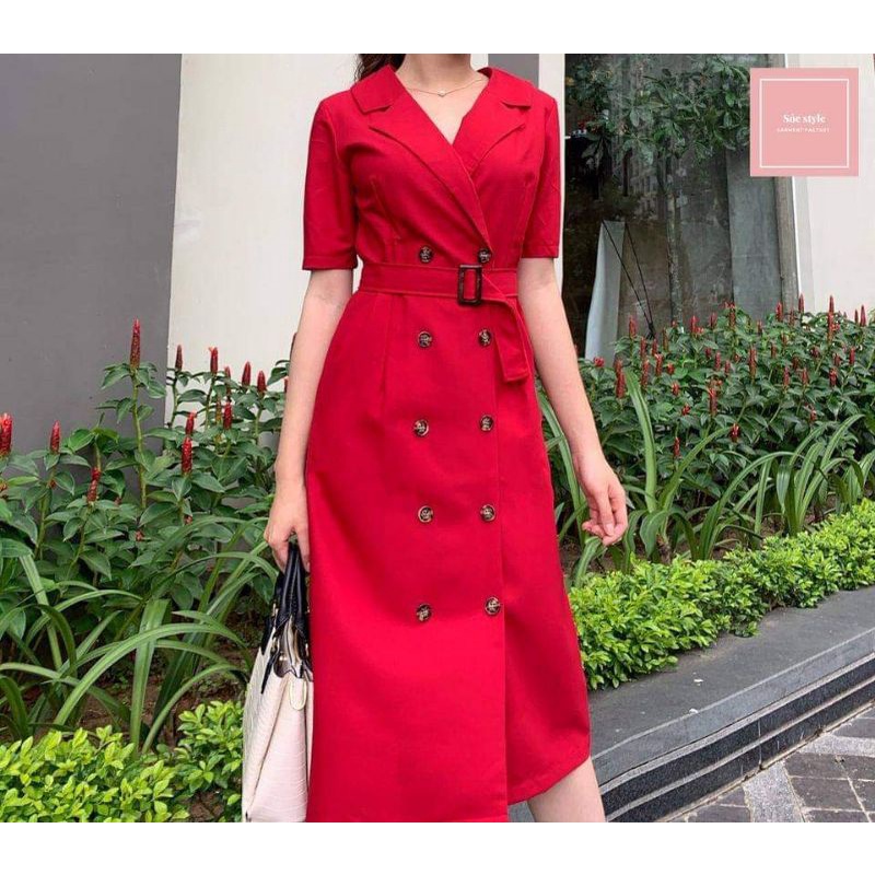 Đầm công sở dáng vest có đai lưng tay ngắn dáng dài phối núc siêu sang, có túi 2 bên eo.