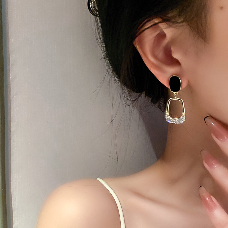 💖𝑭𝑹𝑬𝑬𝑺𝑯𝑰𝑷 💖 Khuyên tai dáng thả nhiều kiểu dáng dài Sang Chảnh phong cách Hàn Quốc Siêu HOT cho nữ
