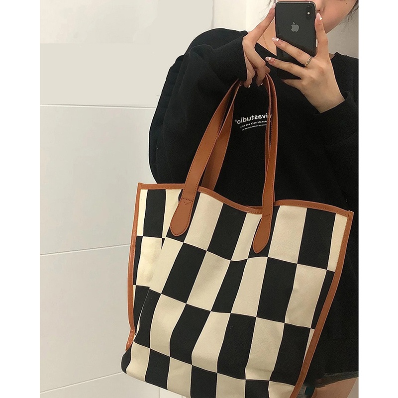 Túi đeo vai bằng vải canvas sức chứa lớn họa tiết bàn cờ kẻ ô dành cho bạn nữ