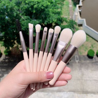 Set cọ trang điểm 8 món