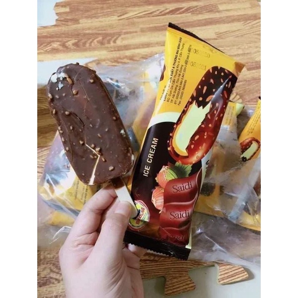 30 QUE KEM SOCOLA HẠNH NHÂN VỎ GIÒN - Combo 30que