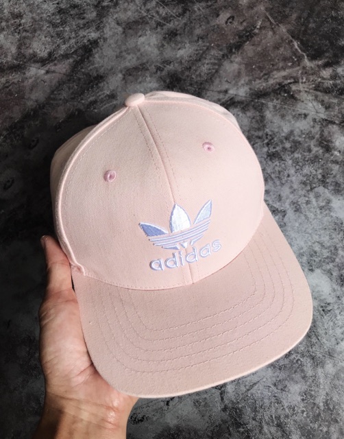 Nón Snapback hồng