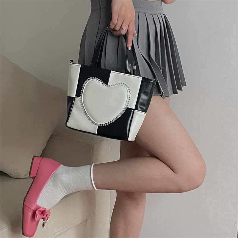 Túi xách tay IELGY họa tiết màu kẻ ô tương phản trái tim dành cho nữ