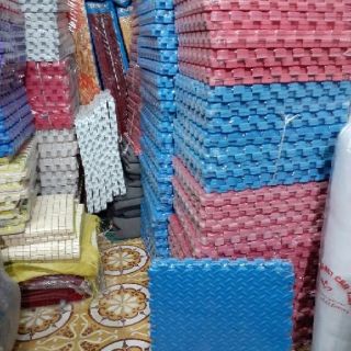 Thảm xốp vân khế ( 1 bịch 4 tấm KT 60*60)