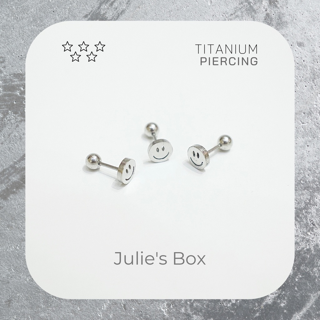 Khuyên Tai Unisex Hình Mặt Cười Màu Bạc Titan Không Gỉ Sét Không Ngứa Không Đen julies box 66
