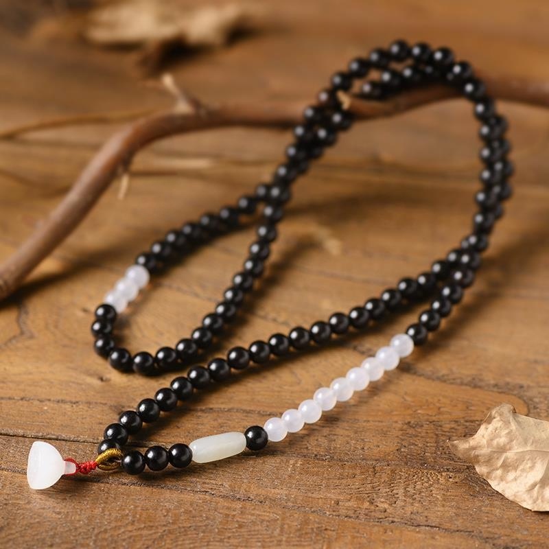 Vòng tay hạt gỗ mun 6mm phong cách vintage