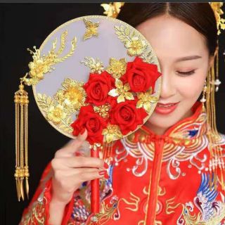Quạt tròn cổ trang