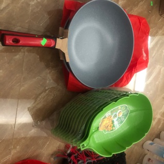Combo 2 chảo đá sâu lòng và 12 lá chuối