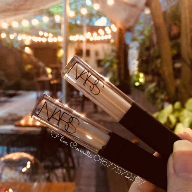 Che khuyết điểm Nars đình đám siêu đẹp radian creamy