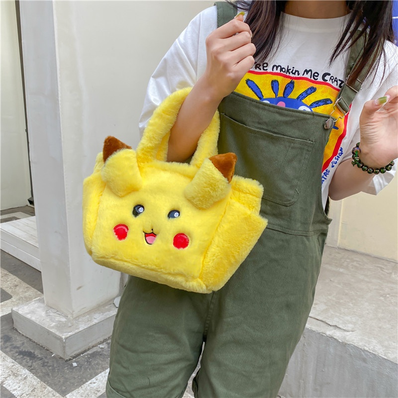 Túi Xách Tay Thiết Kế Hình Gấu Pooh Dễ Thương