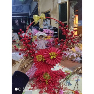 vòng đào đông đỏ trang trí tết