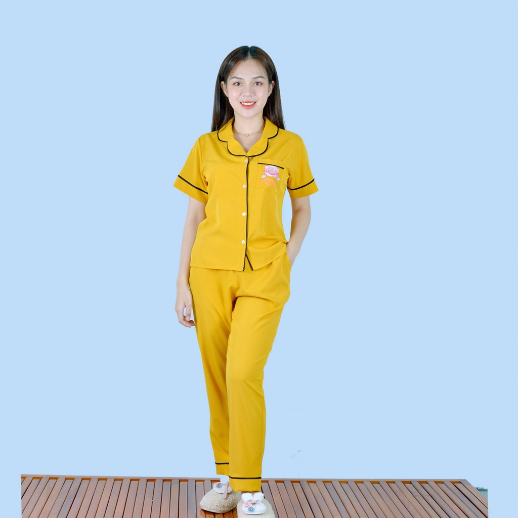 Bộ đồ bộ Pijama màu VÀNG tay ngắn quần dài vải cao cấp -  co giãn nhẹ - Thoải Mái Nhẹ Nhàng