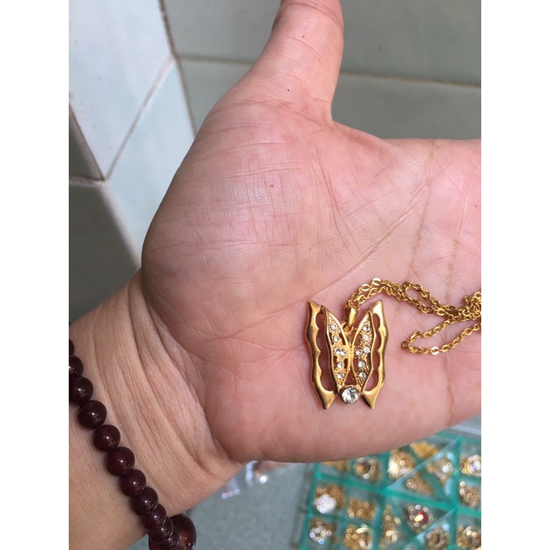 Dây chuyền khắc hiệu mặt hình bướm đính đá trắng si tuyển Nhật