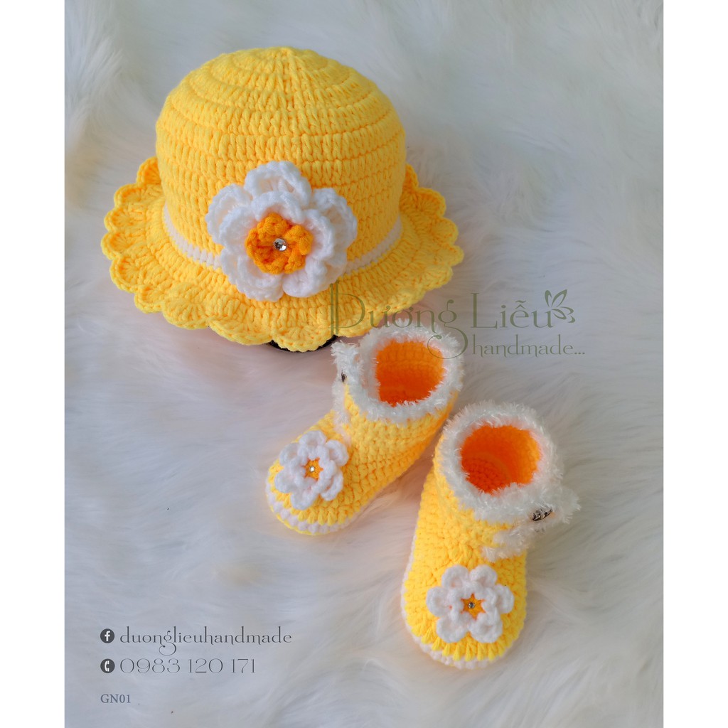 Set đồ len cho bé gái