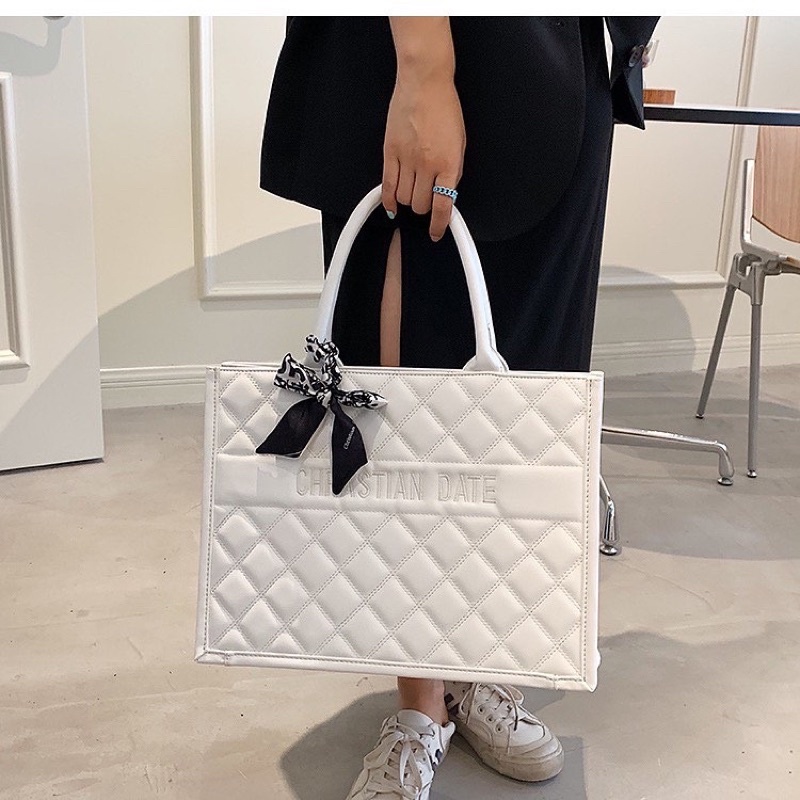 Túi xách nữ cầm tay túi xách nữ đeo chéo bigsize thời trang phong cách - Namii Closet