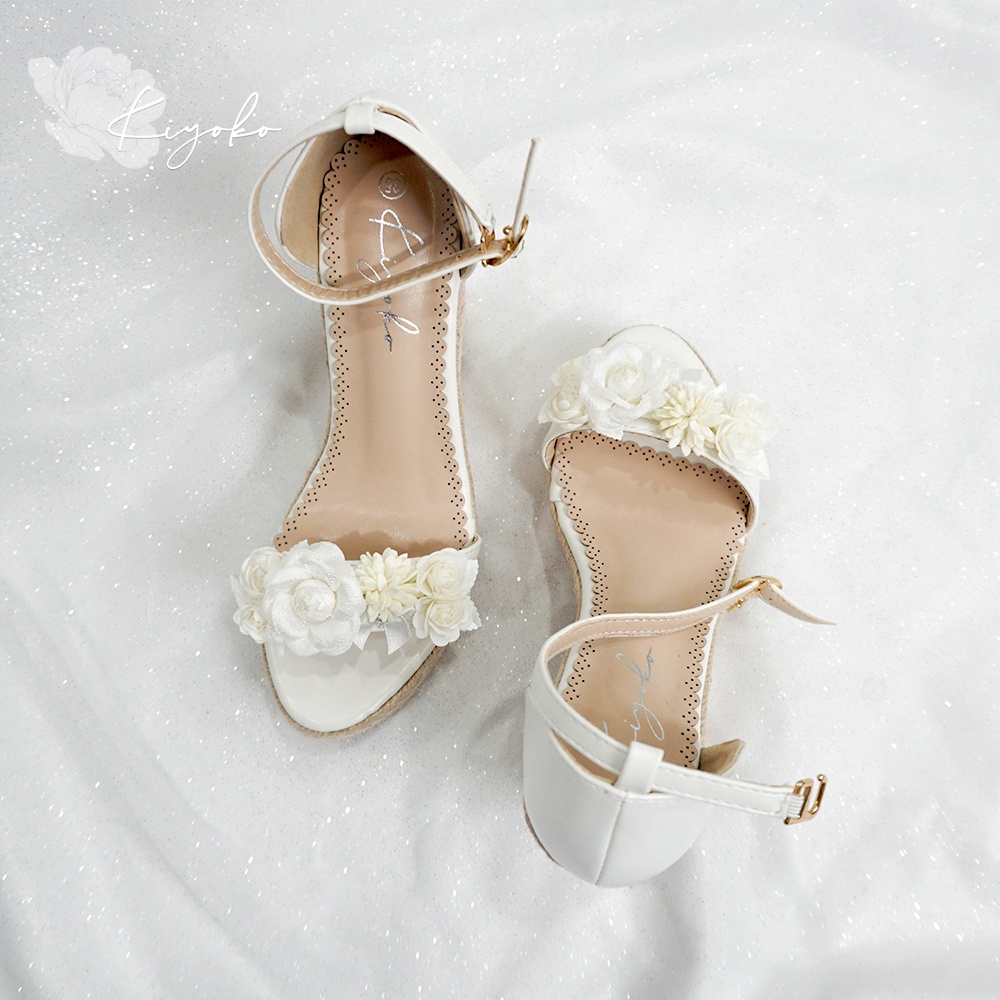 Giày cưới đế xuồng Kiyoko đính hoa trà 11cm