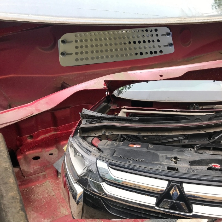 Lưới chống chuột ô tô Mitsubishi Outlander, Tấm chắn chuột khoang lái Outlander bền đẹp chuẩn xe rất cần thiết
