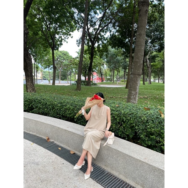 Đầm suông dáng dài thiết kế xẻ tà sau Dreamy Dress - Miahou Closet