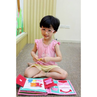 Sách vải cho bé gái thời trang tạo mẫu