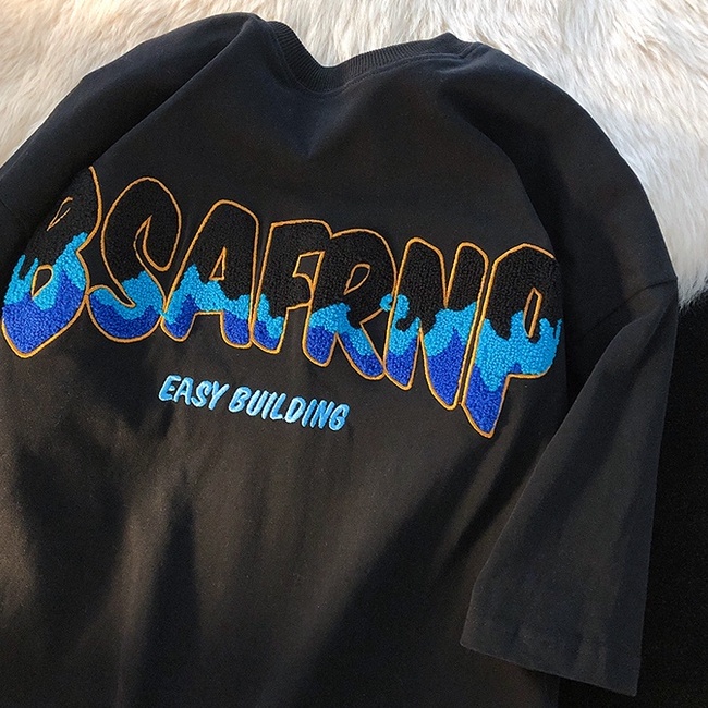 Áo Thun Tay Ngắn Form Rộng Với Họa Tiết Thêu Theo Phong Cách Preppy