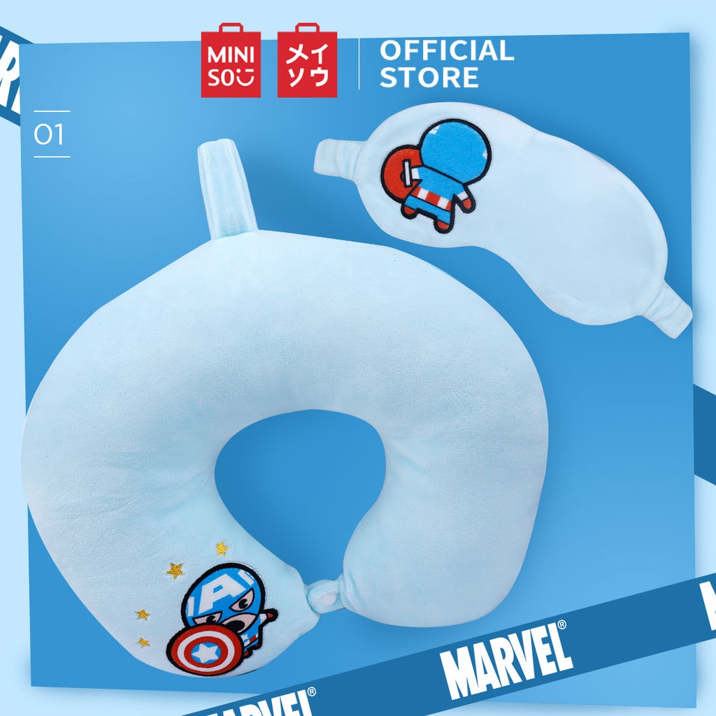 Gối kê cổ Miniso hình chữ U họa tiết các siêu anh hùng Marvel, kèm bịt mắt