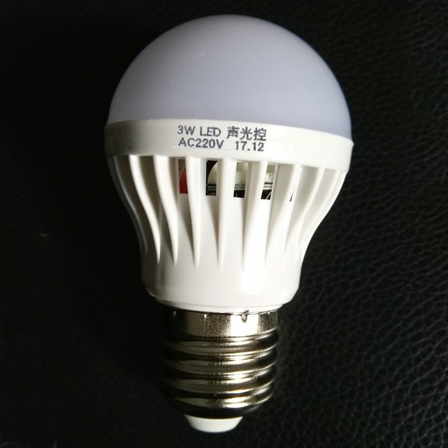 Bóng Đèn Led E27 Cảm Biến Chuyển Động Điều Khiển Âm Thanh Và Ánh Sáng