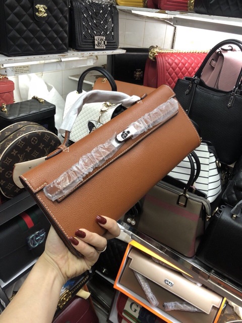 Ví cầm tay mẫu mới da xước