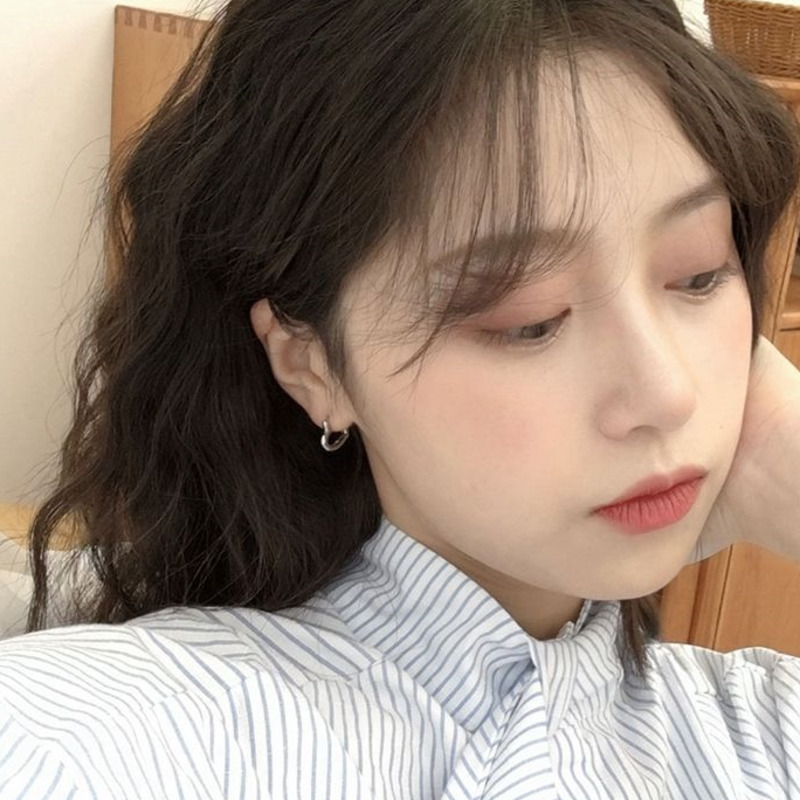 Đôi Khuyên Tai Hình Trái Tim Xinh Xắn Dành Cho Nữ