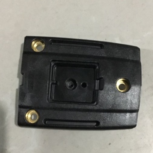 Nắp dầu máy đục mt860