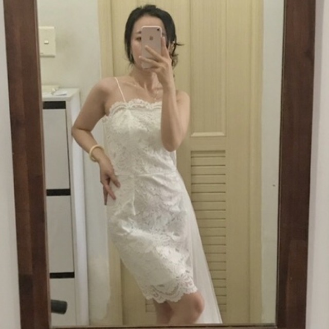 Thanh lý đầm dự tiệc màu trắng
