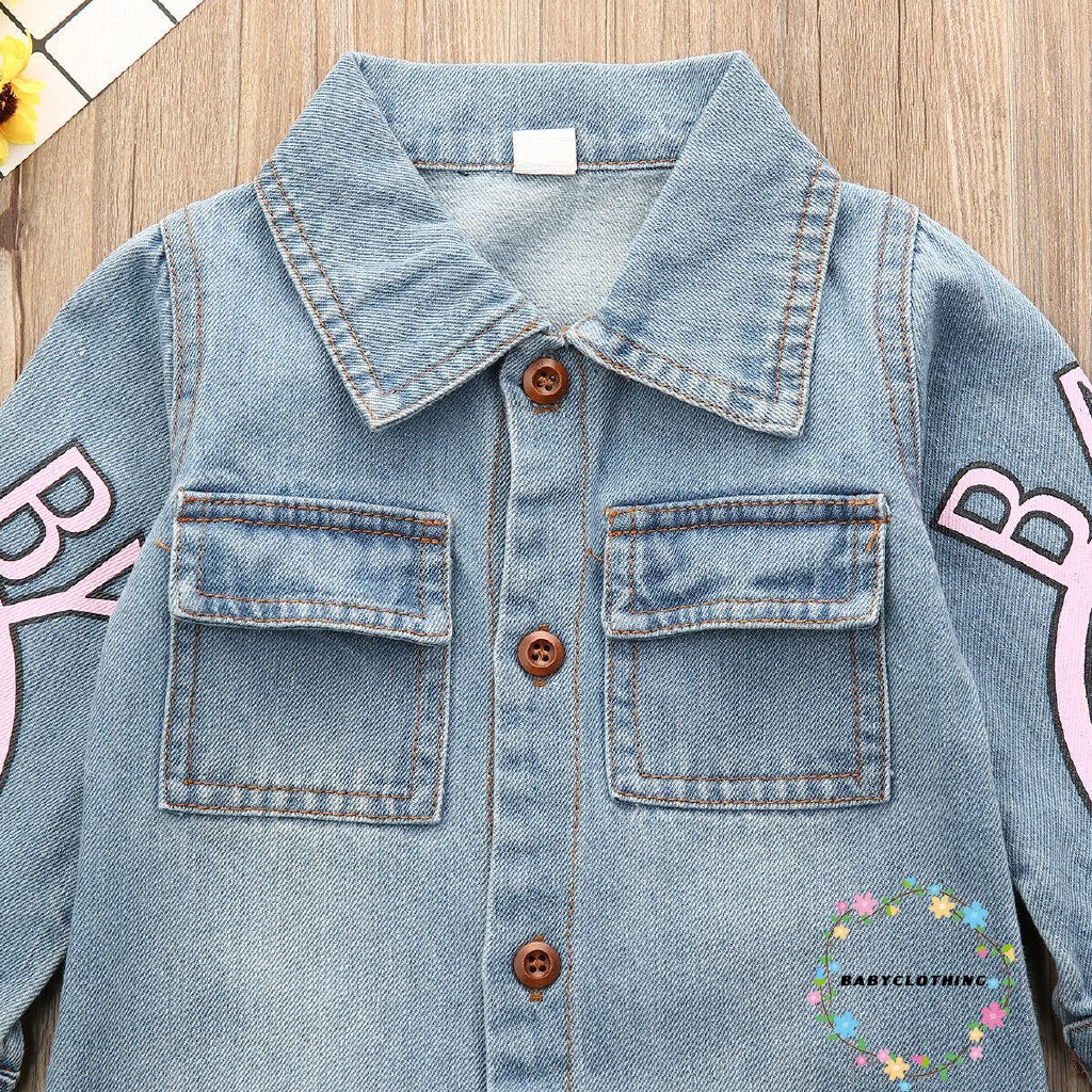 Bộ đồ liền thân Denim tay dài phối túi phối túi dễ thương cho bé