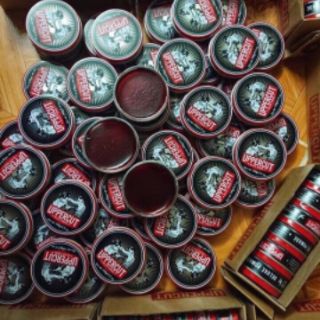 sáp vuốt tóc UPPERCUT DELUXE - Pomade, MONTER HOLD 70g