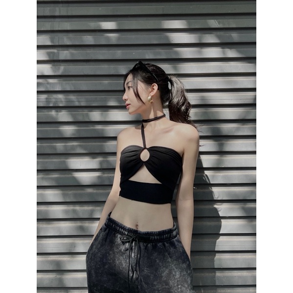 - áo croptop cột dây
