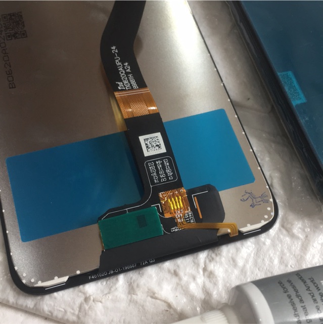 Combo Bộ Vỏ + Màn Hình Samsung Galaxy A10s Zin Hàng Cao Cấp Tặng 1 Tuýp Keo B-7000