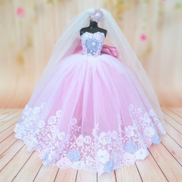 Váy cô dâu hàng may đo thiết kế