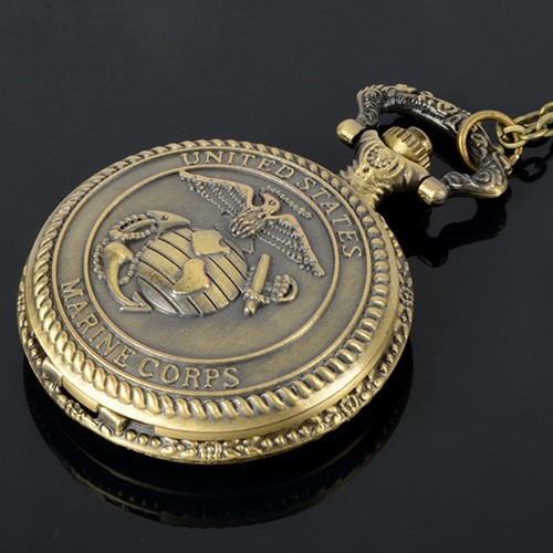 Đồng hồ quả quýt hình họa tiết đại bàng độc đáo | BigBuy360 - bigbuy360.vn