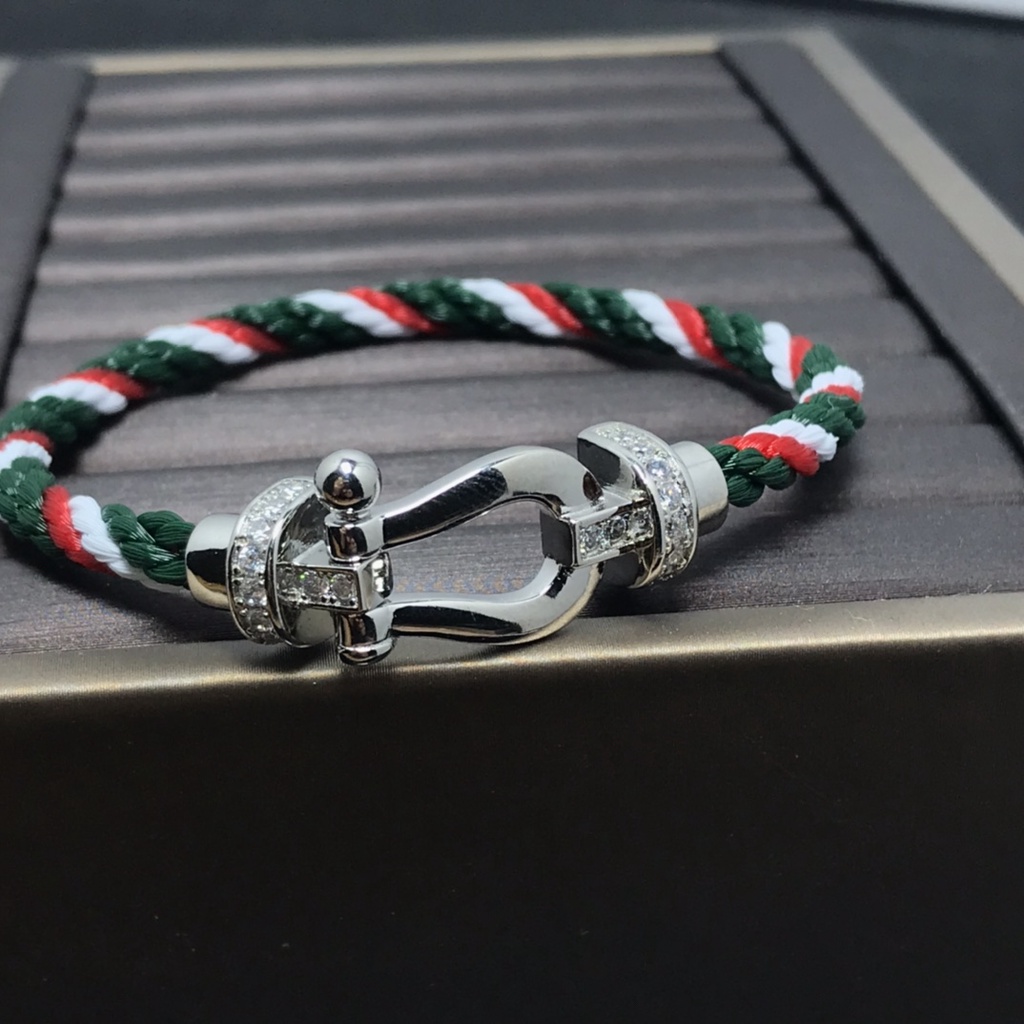 Vòng Tay Nhiều Màu Sắc Đa Dạng Cho Cặp Đôi