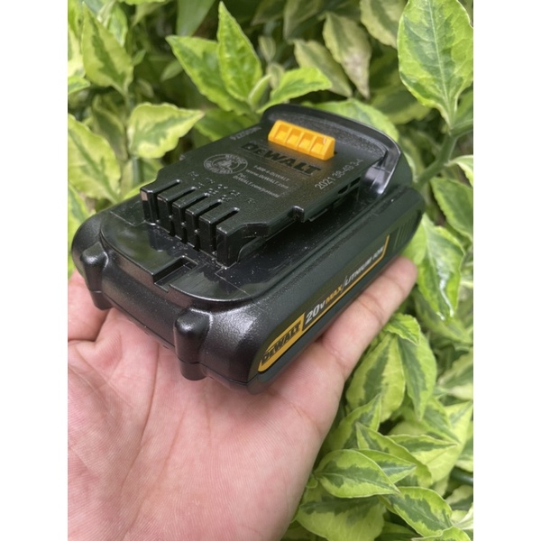 Pin dewalt 18voll 1.5ah chính hãng