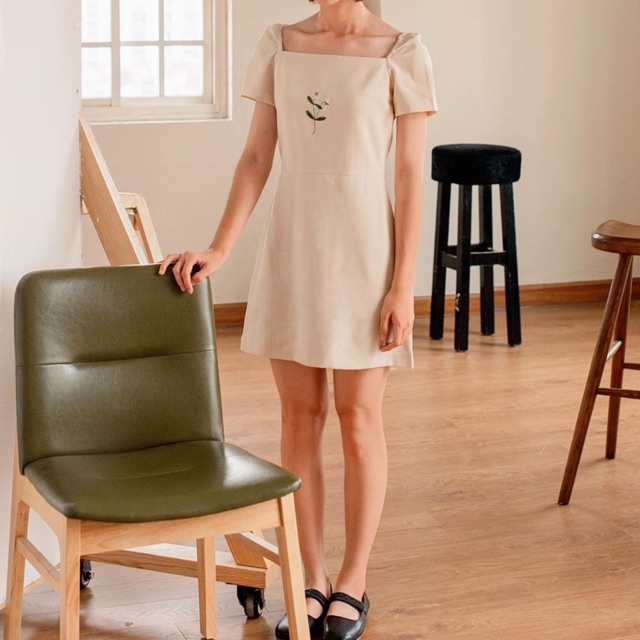 đầm naked size M