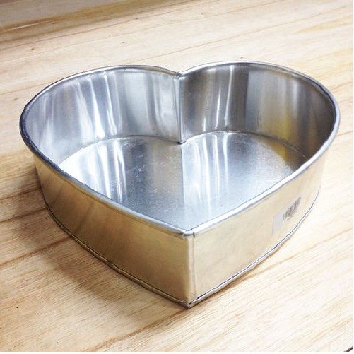 Khuôn Nhôm Trái Tim Đế Liền/ Khuôn gò sử dụng nướng bánh, không làm rau câu