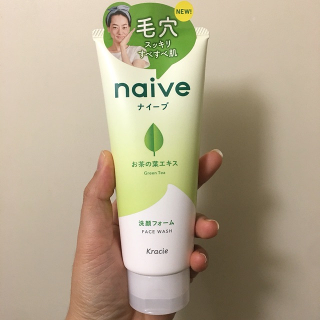 Sữa rửa mặt tẩy trang  NAIVE trà xanh tuýp 130g