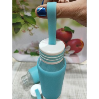 Bình Thủy Tinh 300ml Bọc Silicon Có Dây Xách