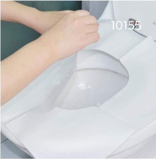 HỘP 50 GIẤY LÓT TOLIET CHẤT LIỆU NILONG CHỐNG THẤM NƯỚC