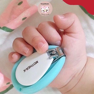 Bấm móng tay mother - k cho bé