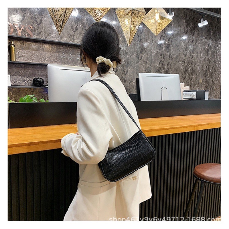 Túi đeo chéo, túi kẹp nách nữ đeo vai dây da phối xích phong cách Hàn Quốc kèm