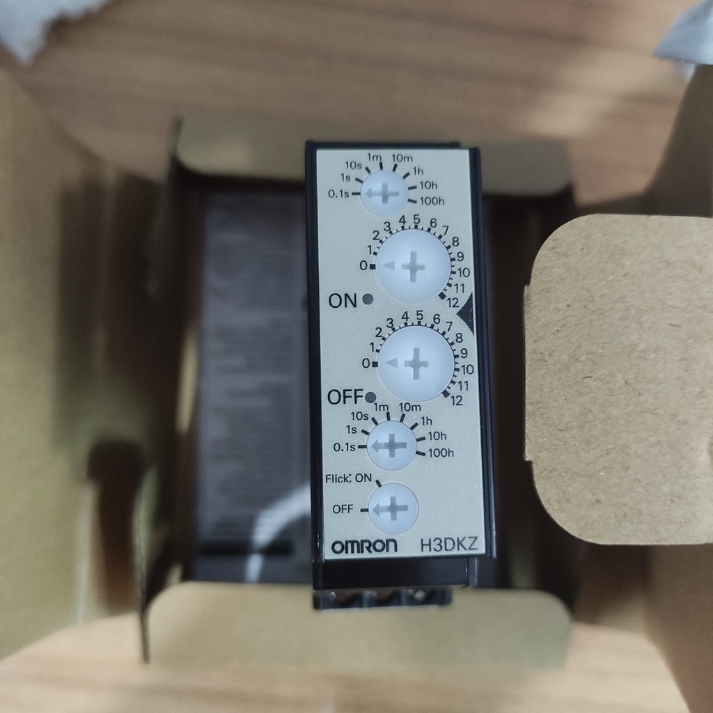 Timer Omron H3DKZ-F AC/DC24-240