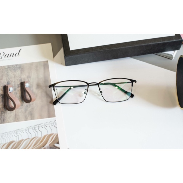 Gọng vuông kim loại hàn quốc