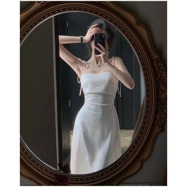 Đầm 2 dây khoét eo chất lụa xinh xắn