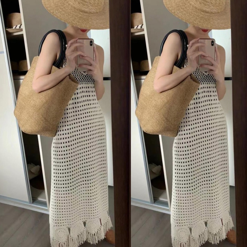 Đầm Maxi Dệt Kim Sát Nách Thiết Kế Khoét Quyến Rũ