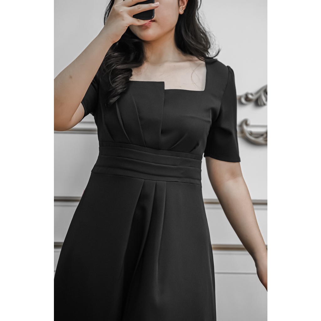 Đầm bigsize đầm dự tiệc nữ váy thiết kế xếp ly eo tay ngắn ba màu đỏ, đen và trắng chụp kỷ yếu hội nghị đám cưới
